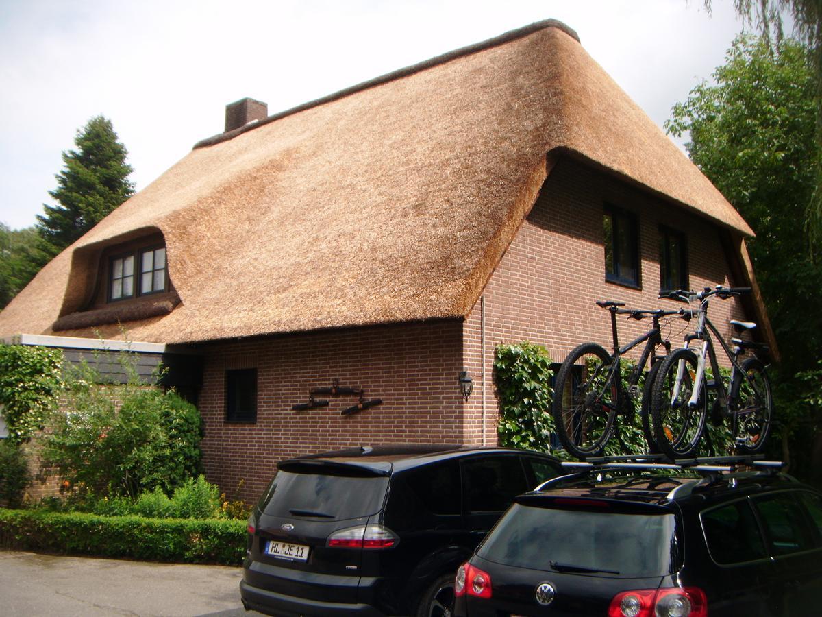 Landhaus Absalonshorst Hotel Groß Grönau Buitenkant foto